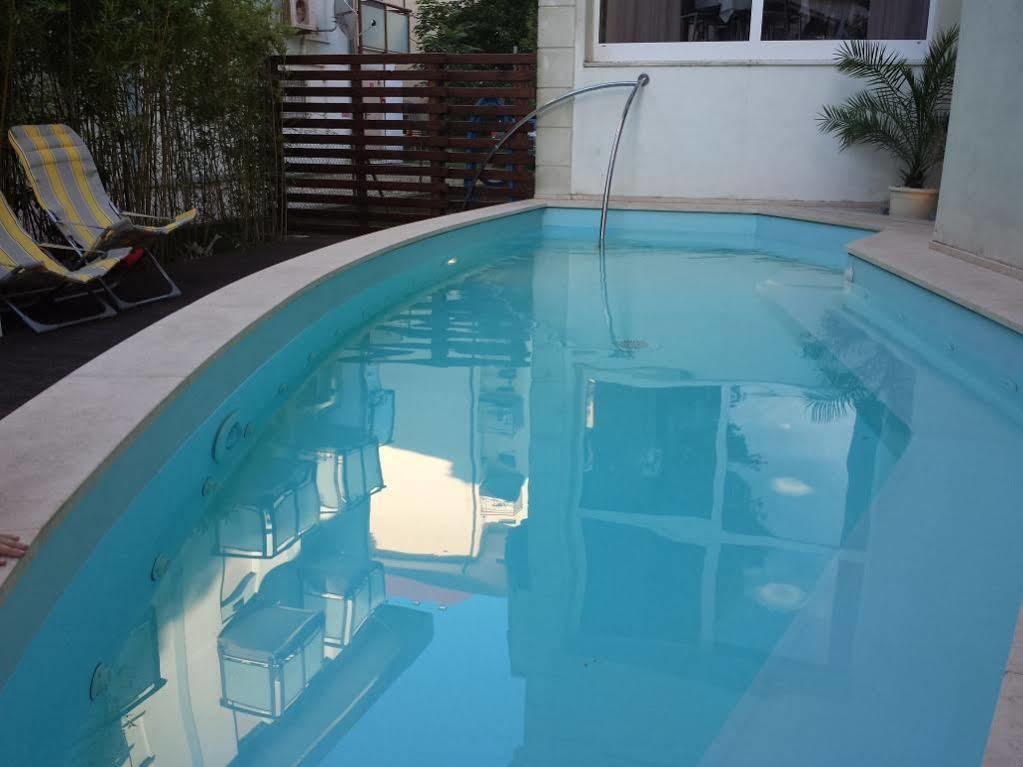 Hotel Orly Cesenatico Kültér fotó